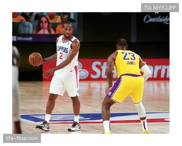 全面解析篮球比赛中补篮规则的具体定义内容及相关判罚标准